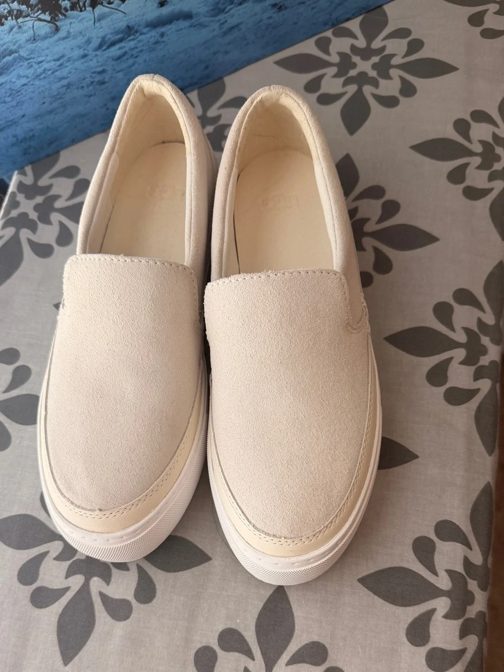NWT UGG Slip-On Platform